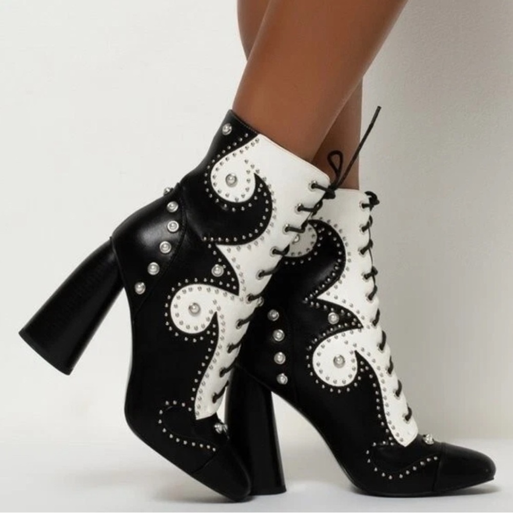 Chic Black and White Ankle Booties - Picture 3 of 11